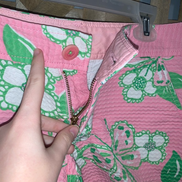 Lily Pulitzer Shorts - Picture 3 of 7